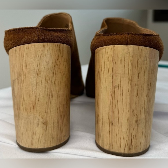 Urban Outfitters Women’s Brown Suede Open Toe Wooden Heel Mules Shoes Size 8 - Picture 5 of 10